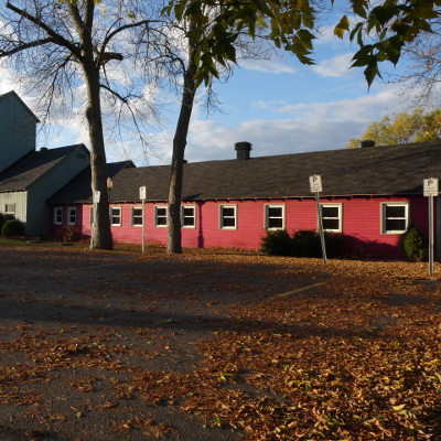 2019-10-23_1655-820-red-barn_sq.jpg